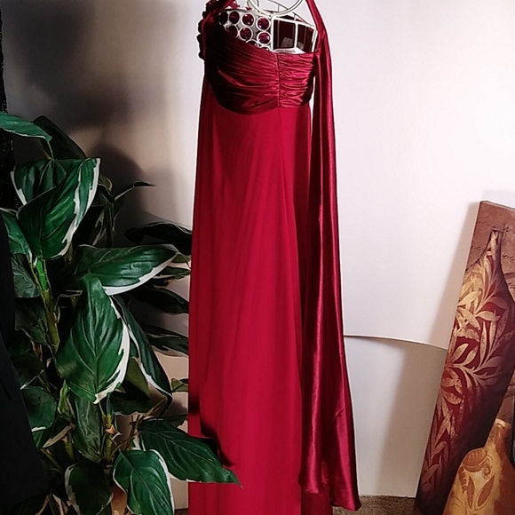 Davids Bridal - Picture 3 of 5